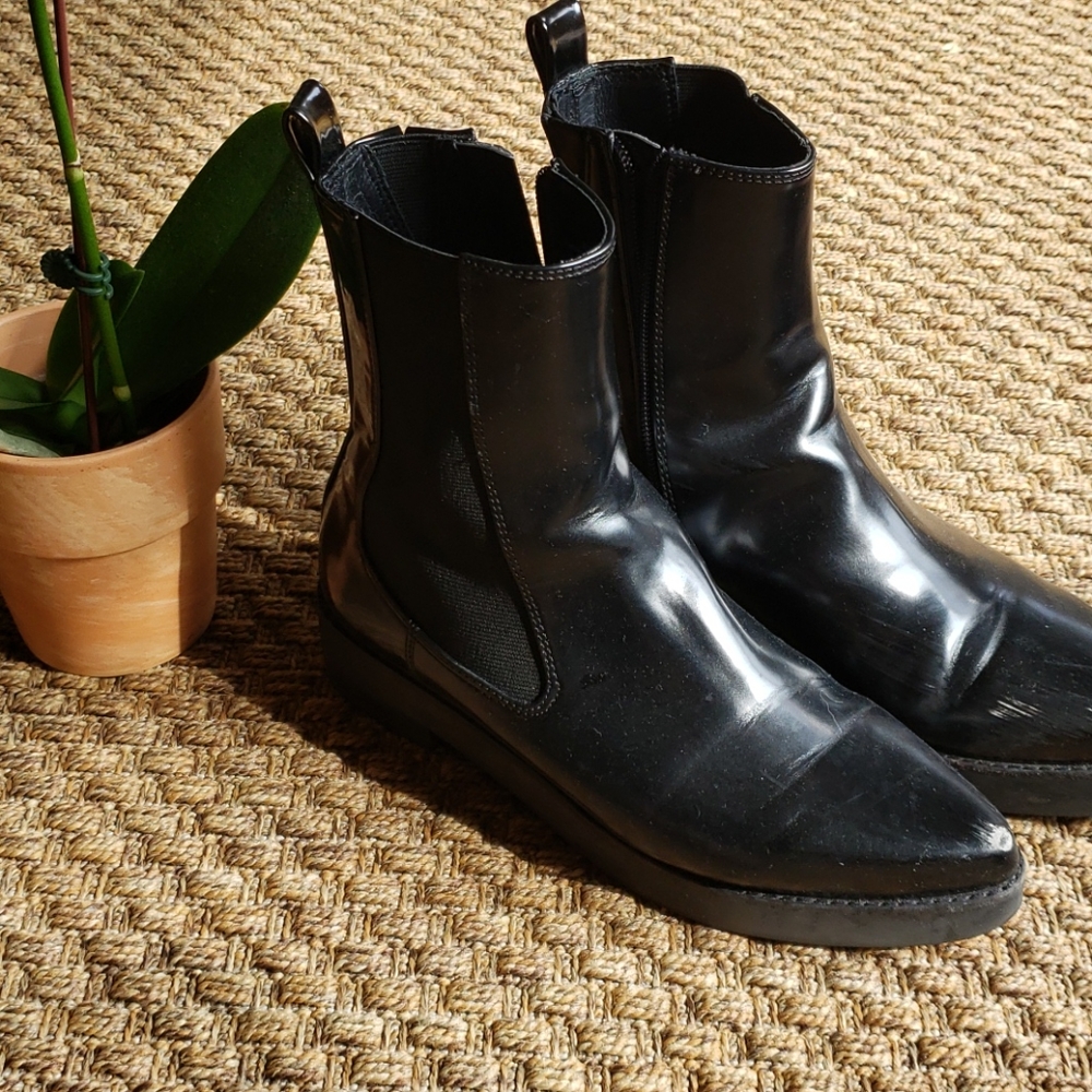 Jeffrey Campbell Pointed Toe Leather Chelsea Boot